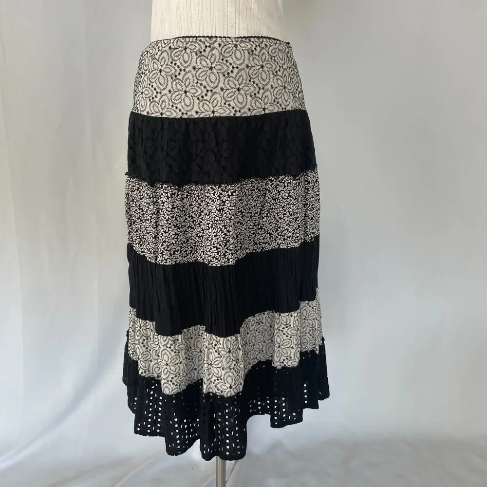 Tiered Broomstick Skirt Size Medium Black White Floral Embroidered Lace Fairy